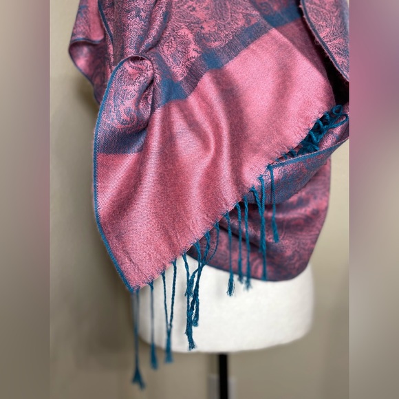 Silk Pashmina Wrap Scarf Pattern Layered Reversible Woven Pashmina  Stole - Picture 3 of 5
